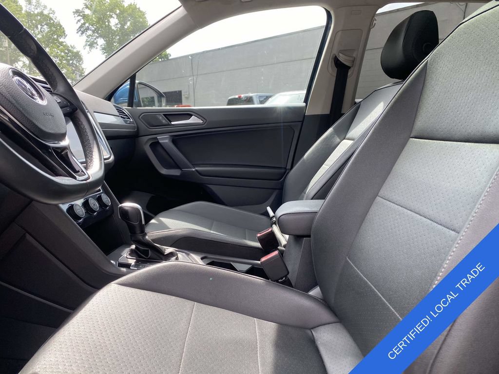Used 2020 Volkswagen Tiguan SE AWD/4WD image 15