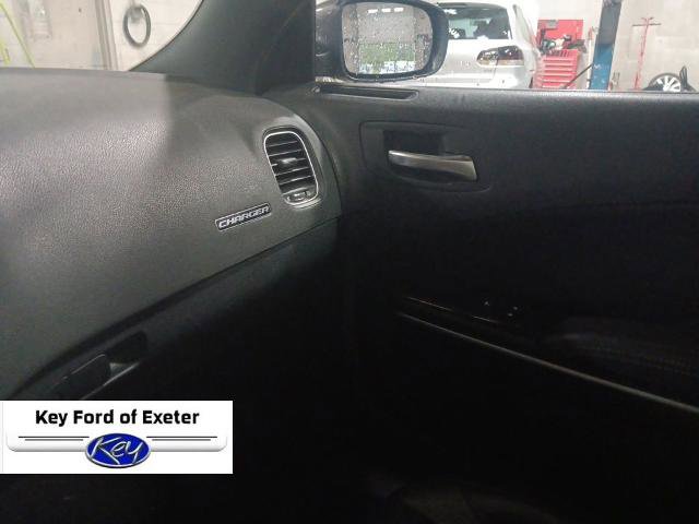 Used 2022 Dodge Charger SXT w/ Leather Interior Group RWD image 28