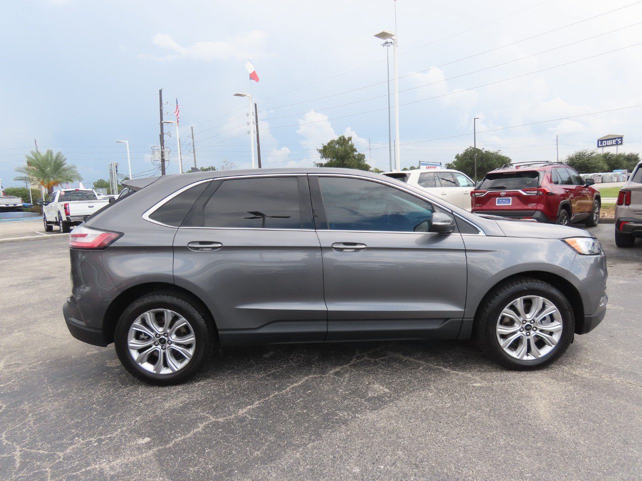 Certified 2023 Ford Edge Titanium AWD/4WD image 10