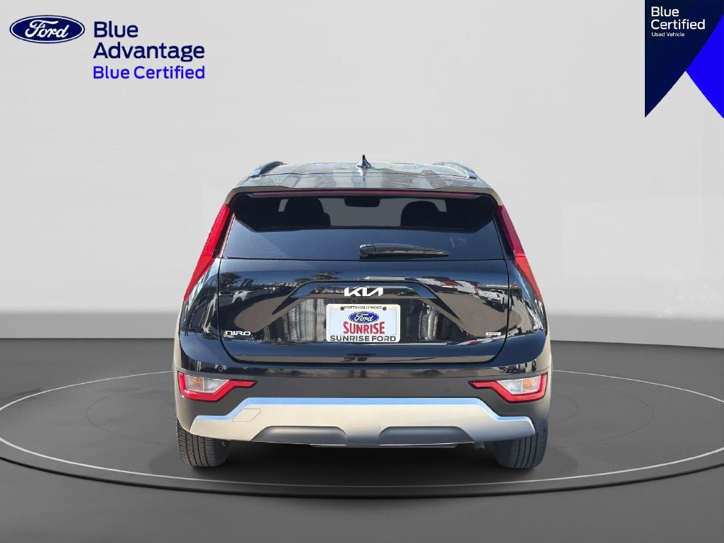 Used 2023 Kia Niro EX FWD image 6