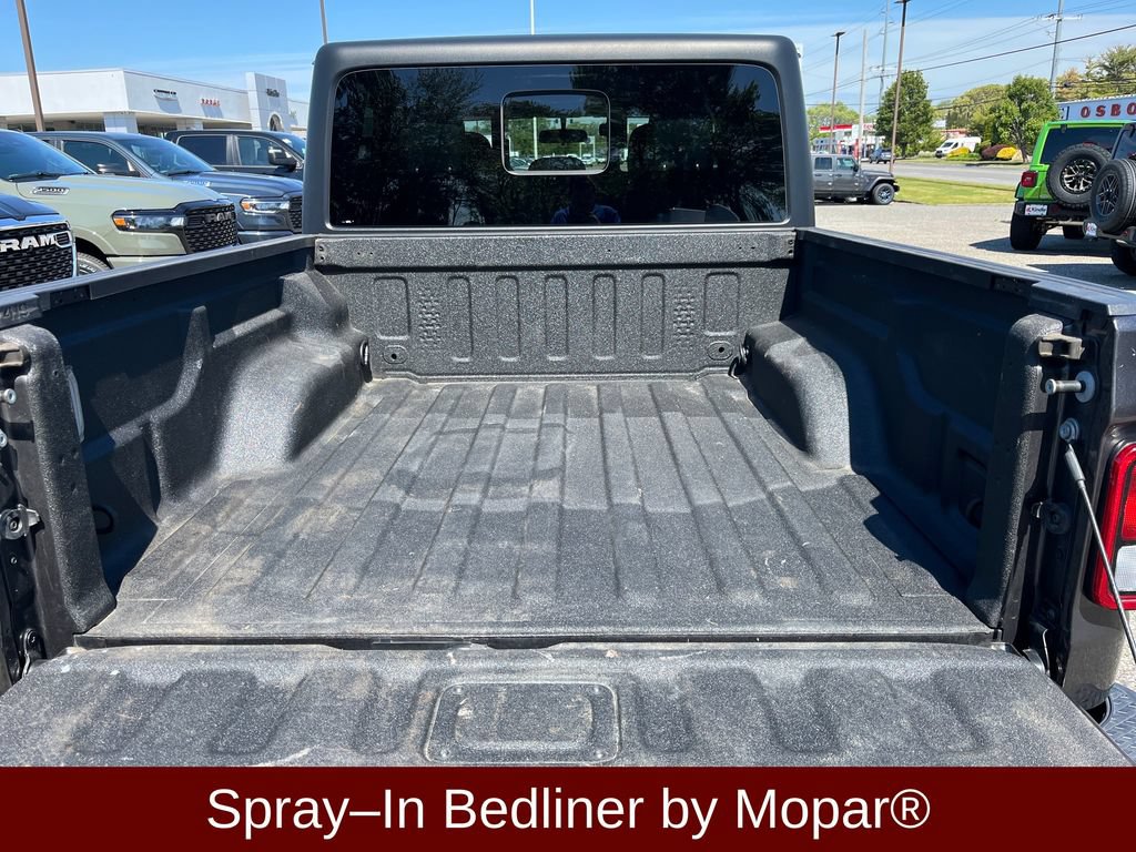Used 2022 Jeep Gladiator Sport AWD/4WD image 23