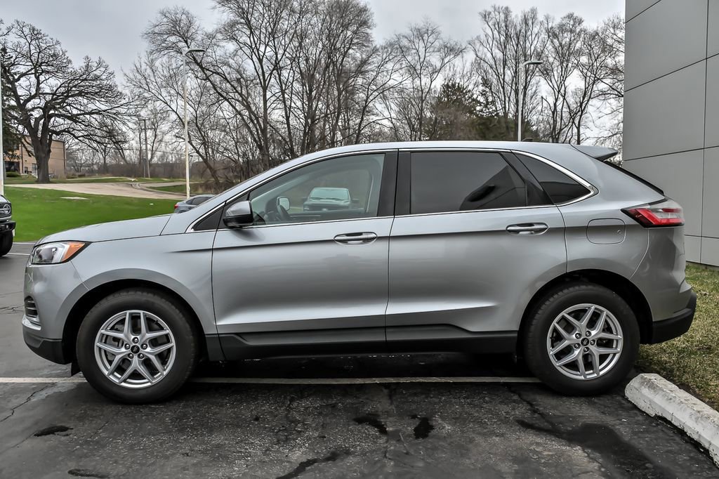 Certified 2024 Ford Edge SEL image 3