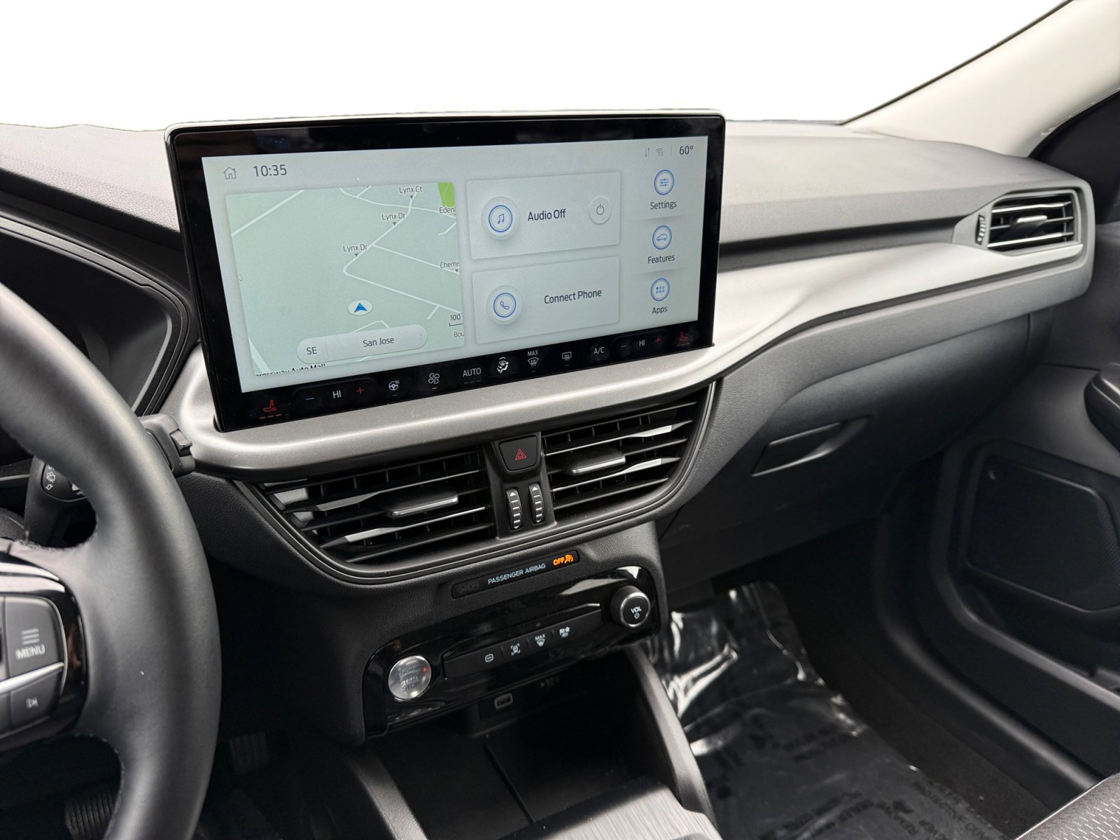 Certified 2025 Ford Escape SE w/ Class II Trailer Tow Package image 12