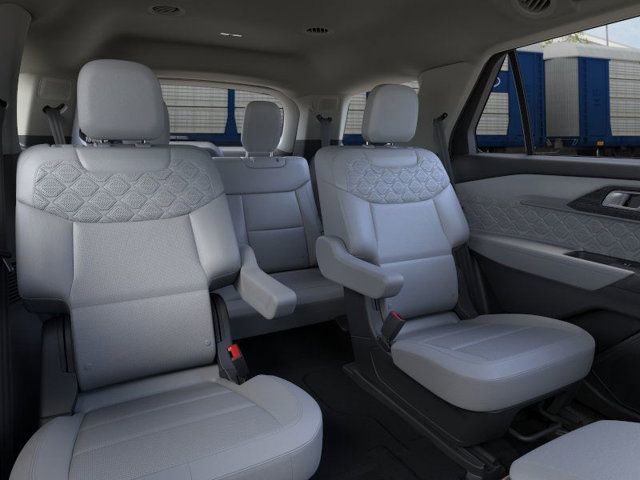 Certified 2026 Ford Explorer Platinum w/ LUX Leather Package image 11