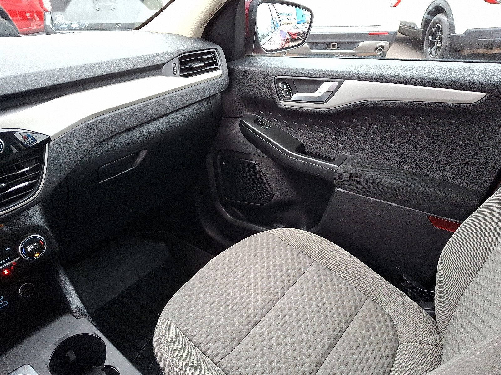 Certified 2020 Ford Escape SE image 16