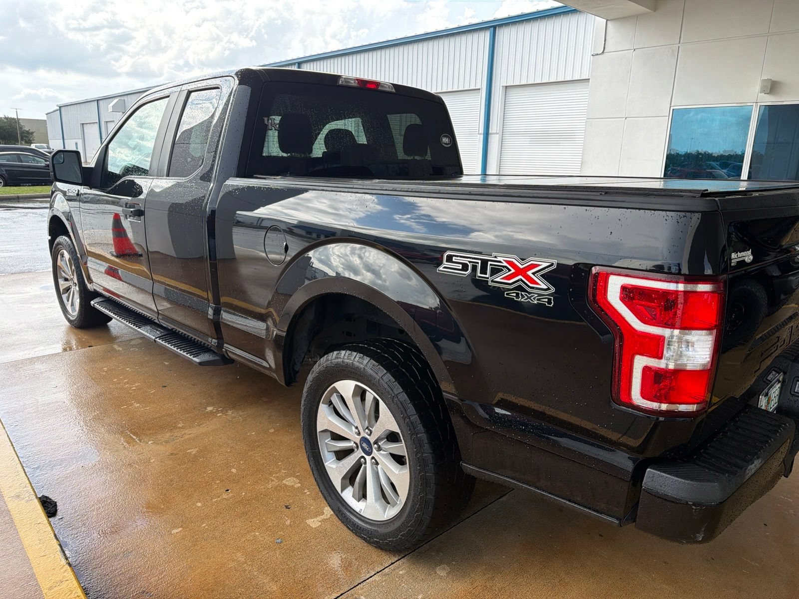 Certified 2018 Ford F150 XL w/ Equipment Group 101A Mid AWD/4WD image 4