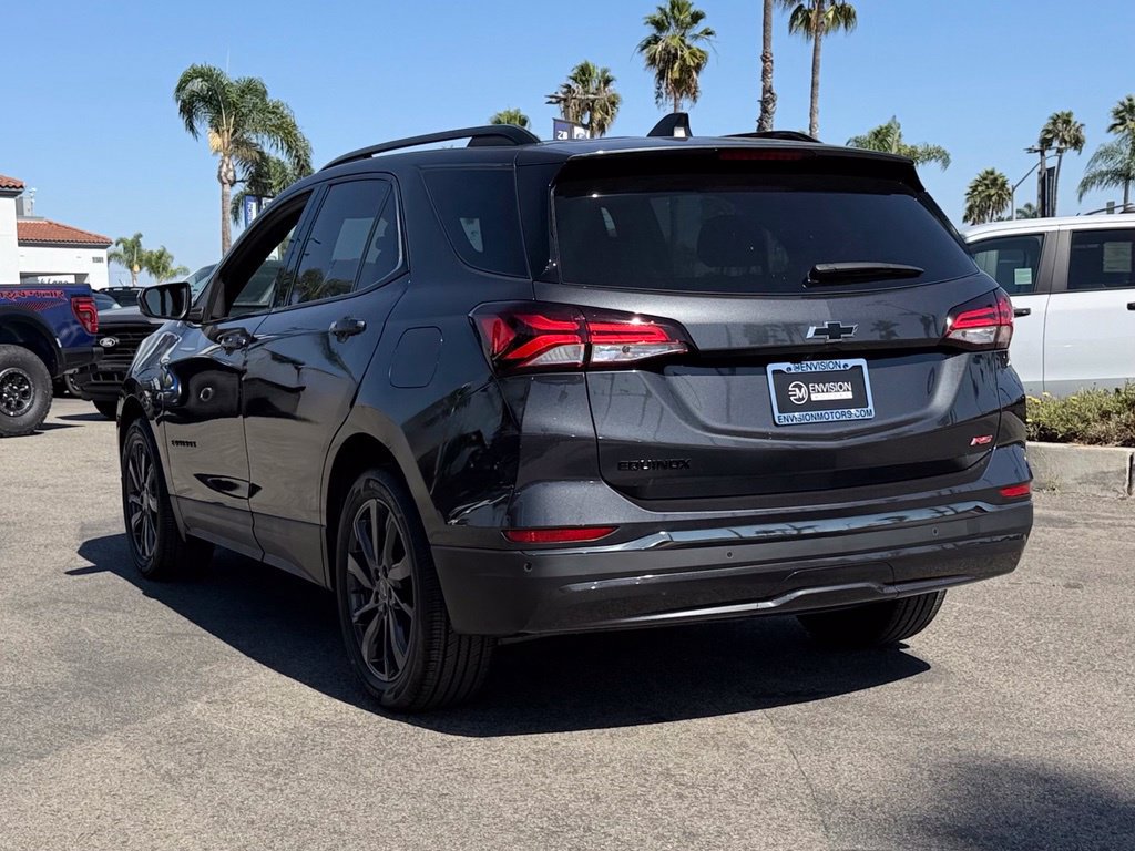 Used 2022 Chevrolet Equinox RS w/ LPO, Cargo Package FWD image 6