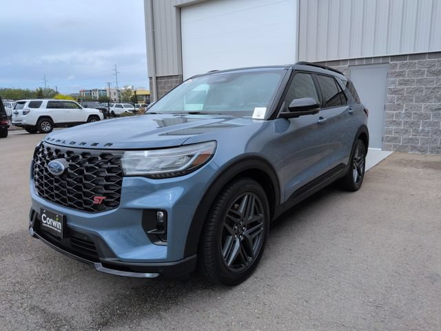Certified 2025 Ford Explorer ST AWD/4WD image 7