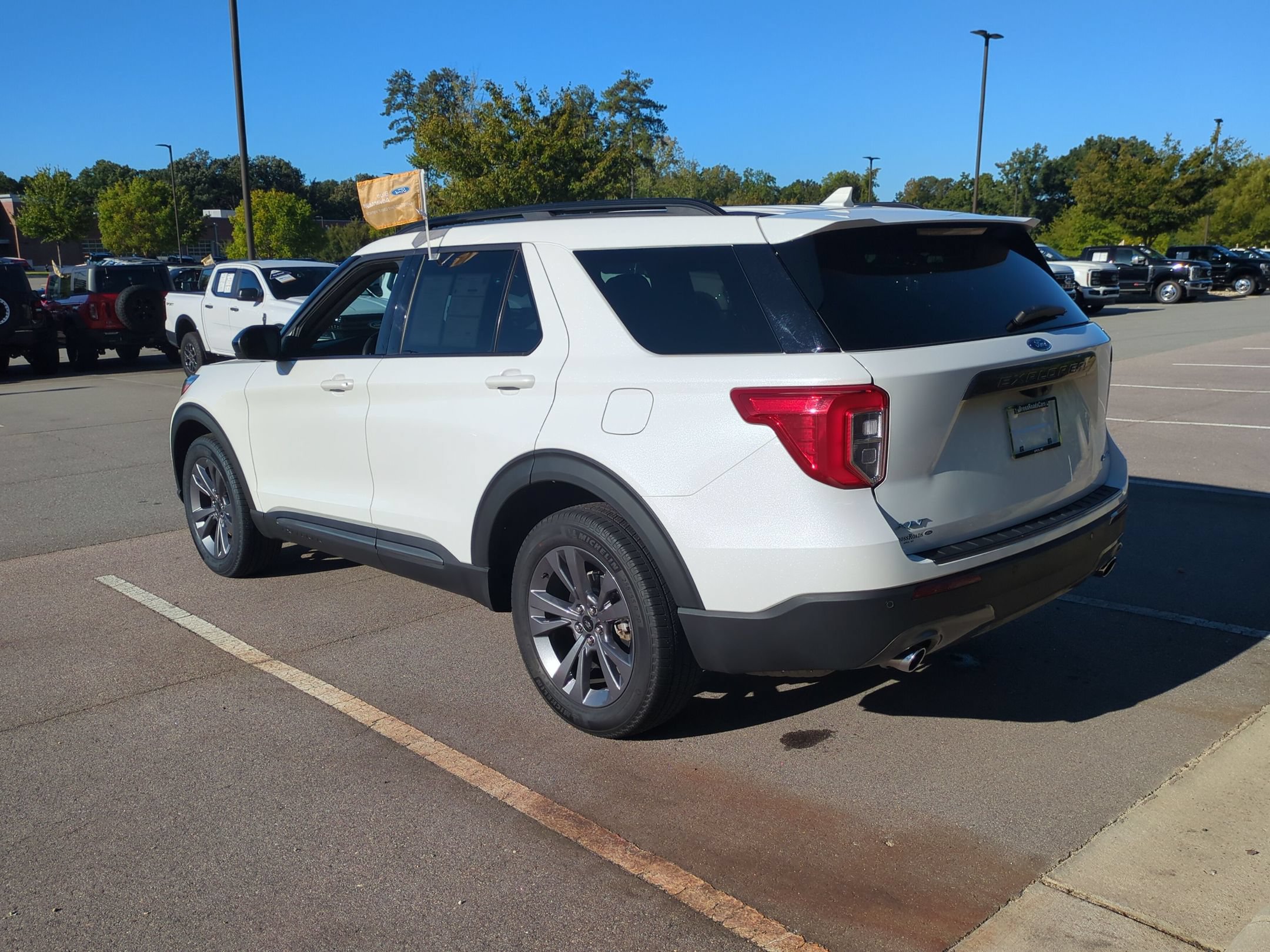 Certified 2024 Ford Explorer XLT w/ Equipment Group 202A AWD/4WD image 6