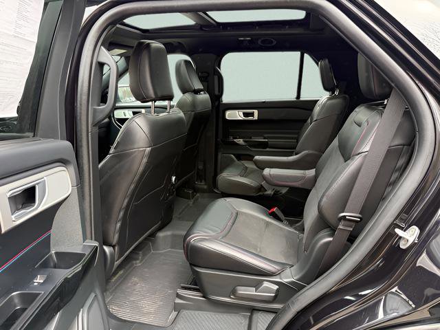 Certified 2024 Ford Explorer ST w/ Equipment Group 401A AWD/4WD image 5