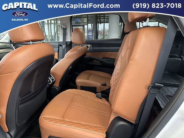 Used 2022 Kia Sorento SX Prestige w/ Rust Color Package image 16