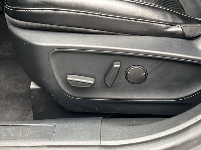 Certified 2024 Ford Escape Platinum AWD/4WD image 11