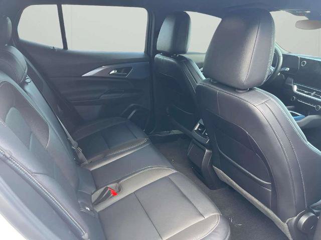 Used 2024 Chevrolet Equinox EV LT AWD/4WD image 12