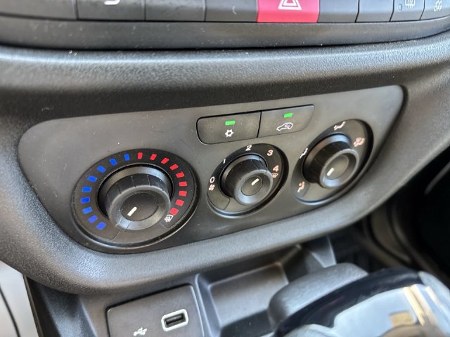 Used 2022 RAM ProMaster City Tradesman w/ Window Group 04 FWD image 29