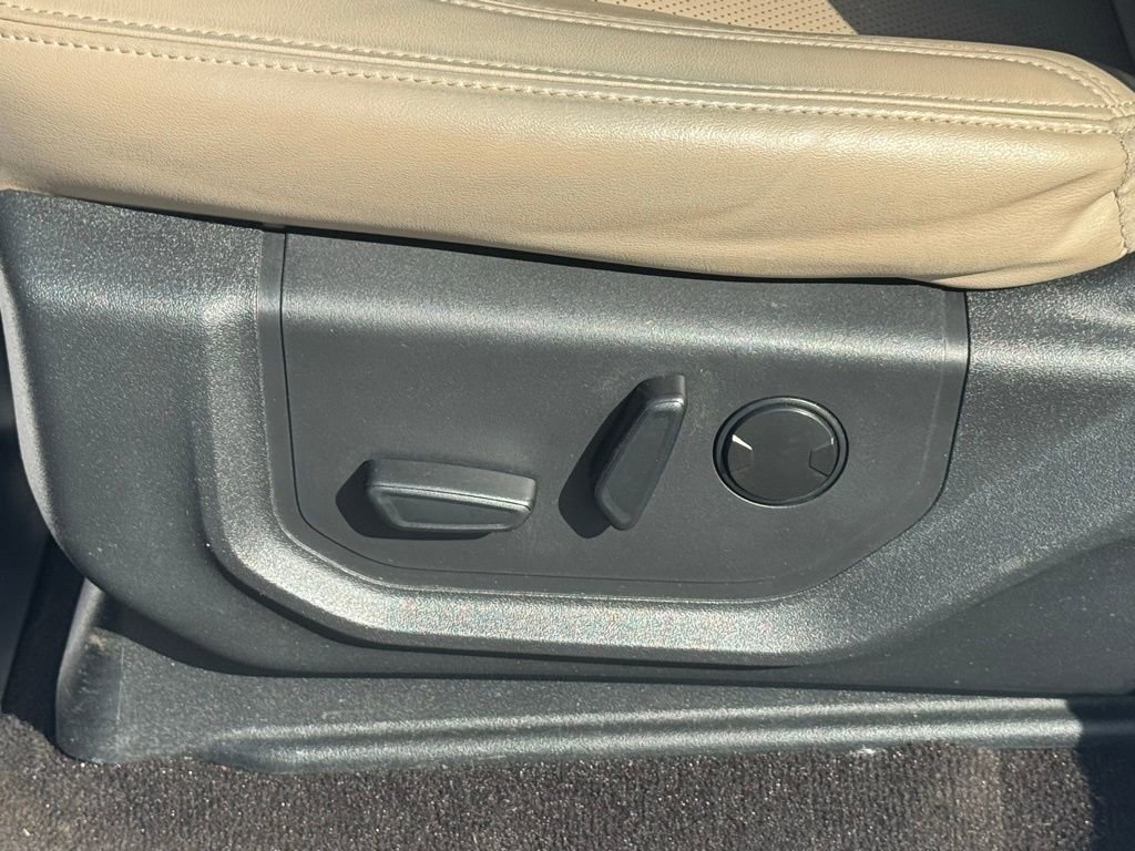 Certified 2023 Ford Expedition XLT image 19