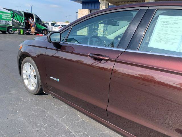 Certified 2019 Ford Fusion SE FWD image 13