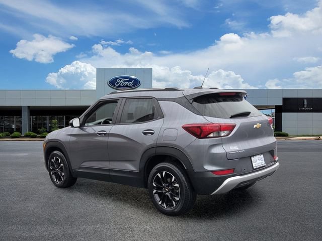Used 2021 Chevrolet TrailBlazer LT w/ Convenience Package FWD image 3