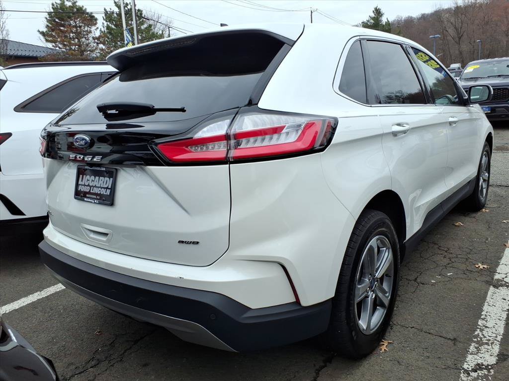 Certified 2022 Ford Edge SEL w/ Convenience Package AWD/4WD image 5