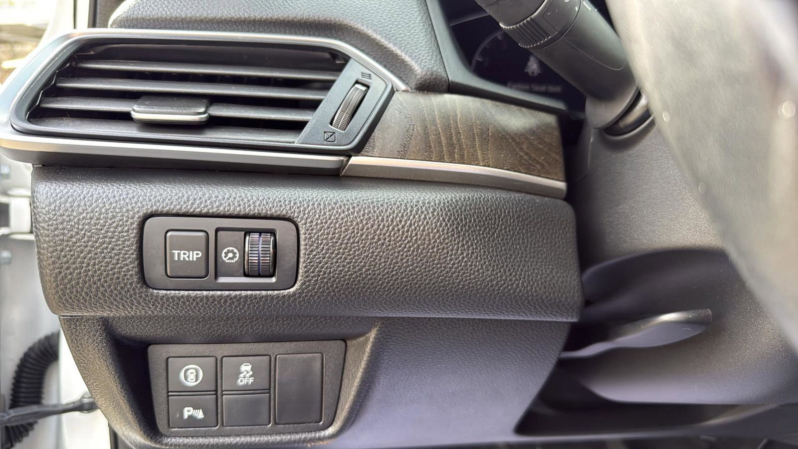 Used 2021 Honda Accord EX-L image 18