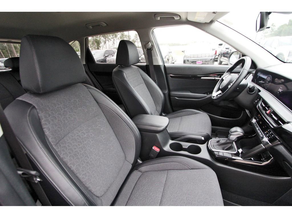 Used 2024 Kia Seltos S FWD image 29