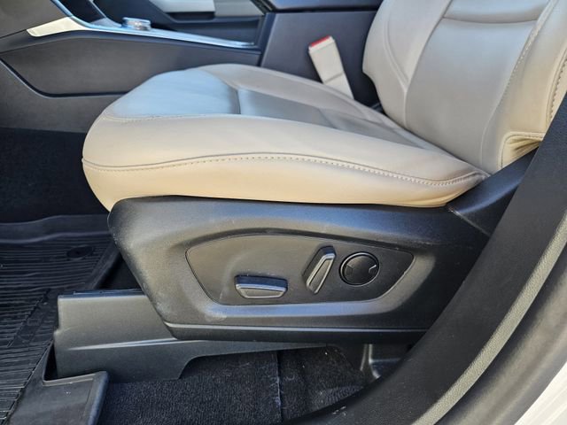 Certified 2023 Ford Explorer XLT w/ Equipment Group 202A image 13