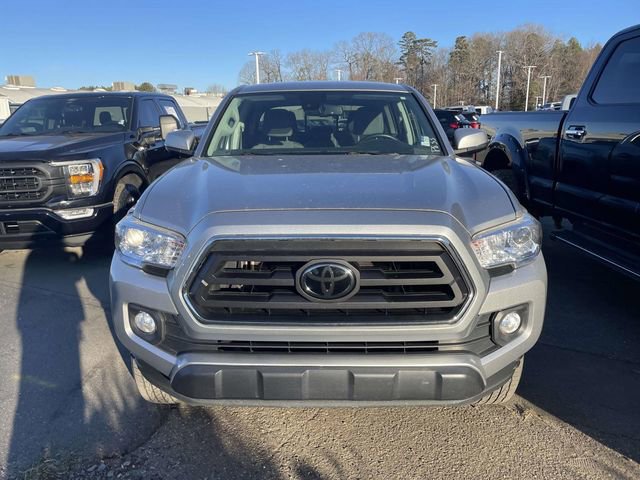 Used 2022 Toyota Tacoma SR5 w/ Technology Package image 6