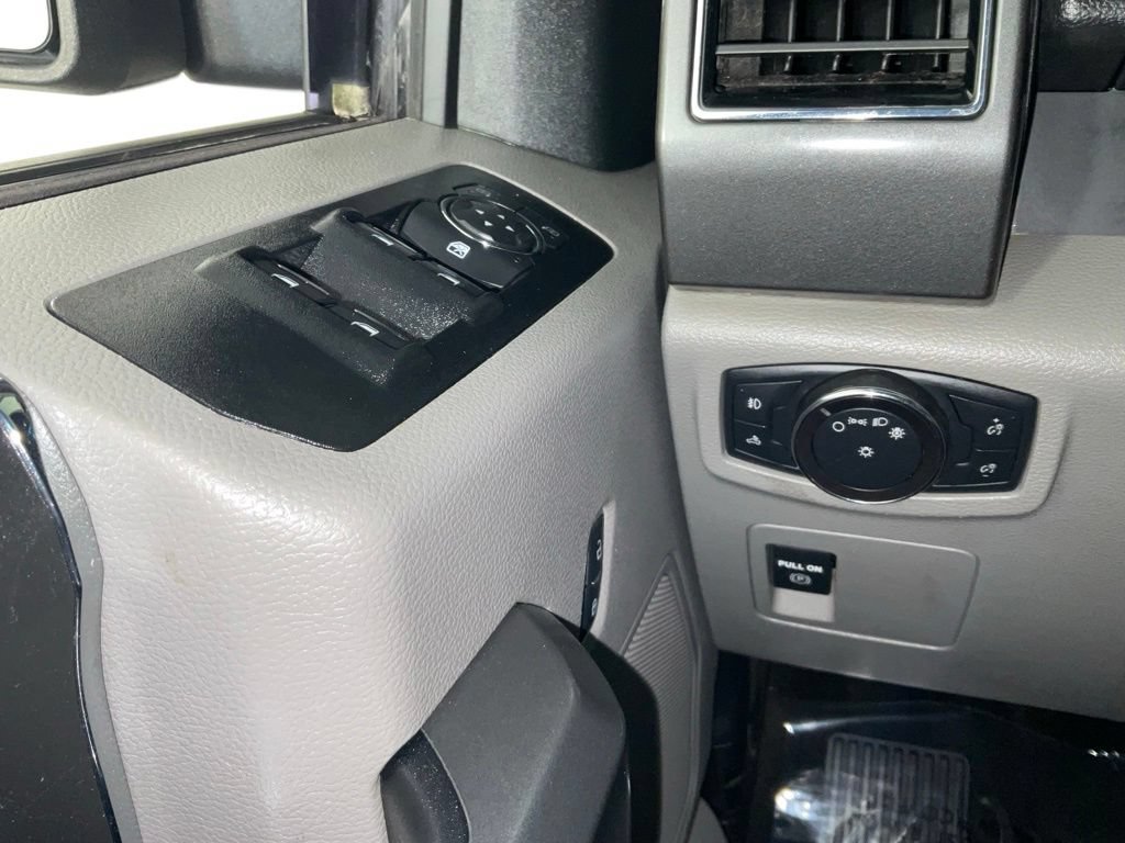 Certified 2018 Ford F150 XLT AWD/4WD image 19