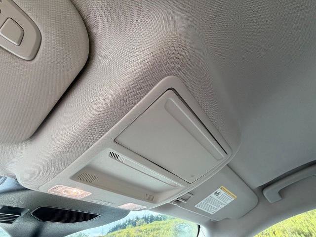 Certified 2025 Ford Escape Platinum AWD/4WD image 24