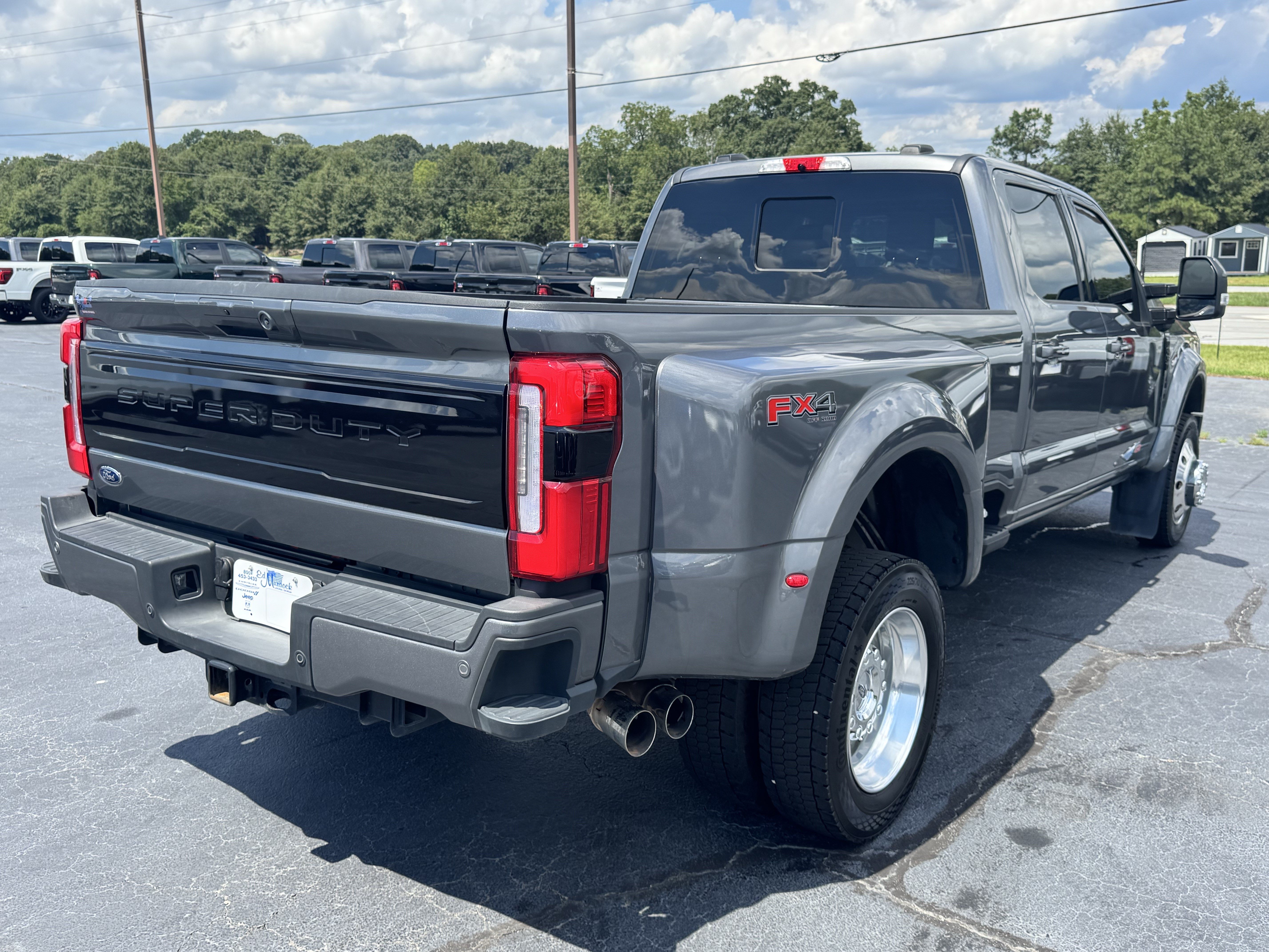 Certified 2025 Ford F450 Platinum w/ FX4 Off-Road Package AWD/4WD image 5