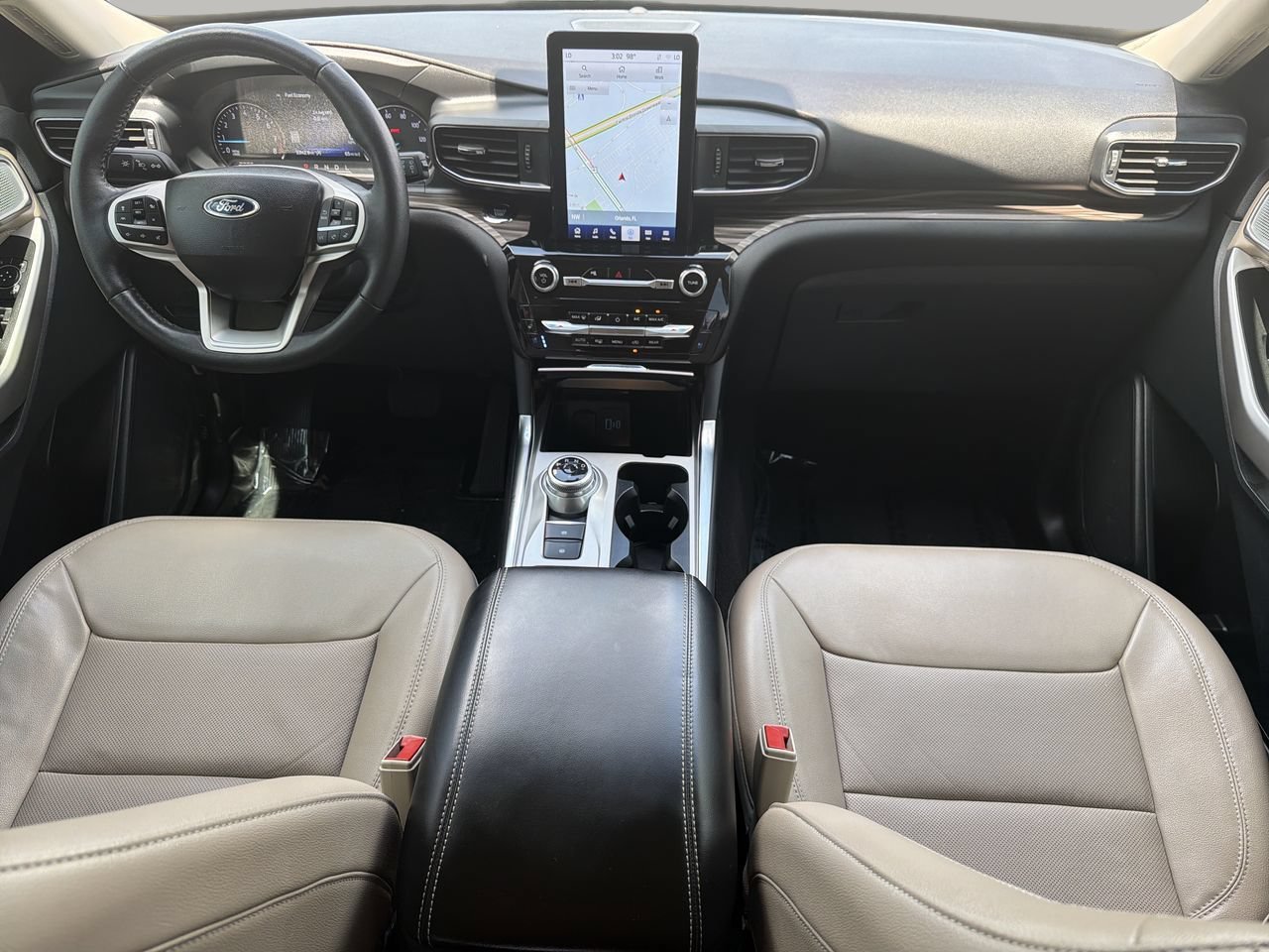 Certified 2023 Ford Explorer Limited w/ Limited Technology Package RWD image 13