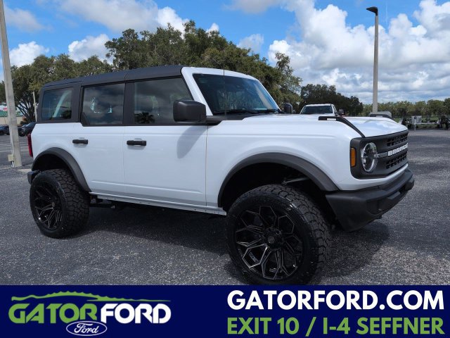 Certified 2026 Ford Bronco 4-Door AWD/4WD image 1