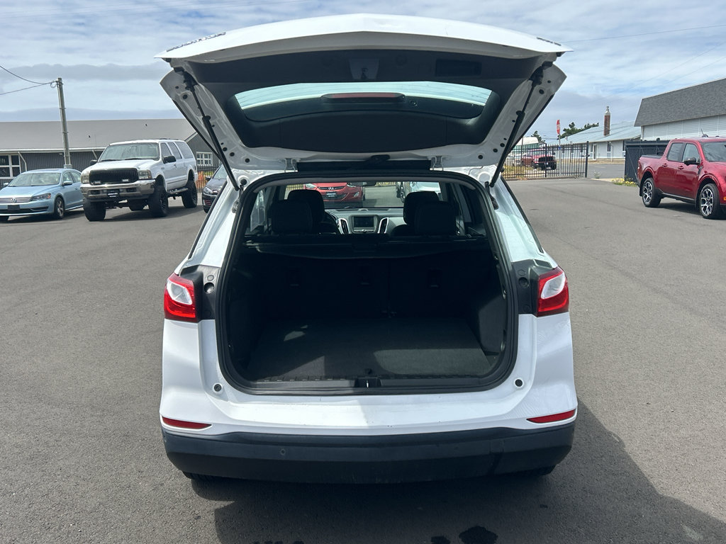 Used 2021 Chevrolet Equinox LS AWD/4WD image 33