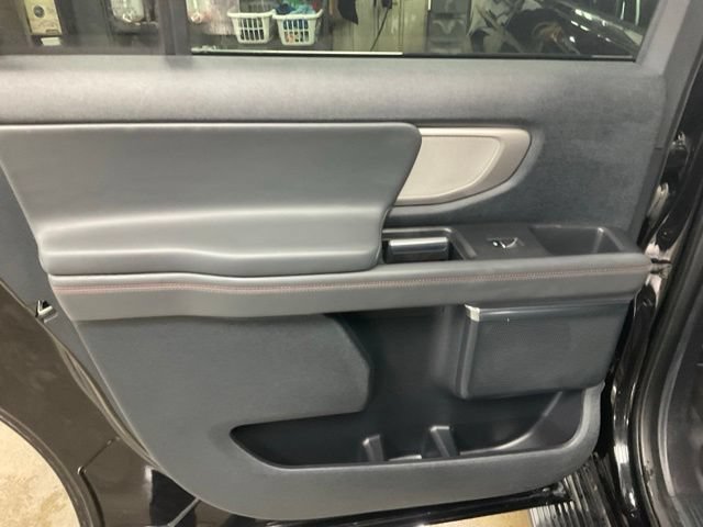 Certified 2025 Ford Expedition Max Active AWD/4WD image 15