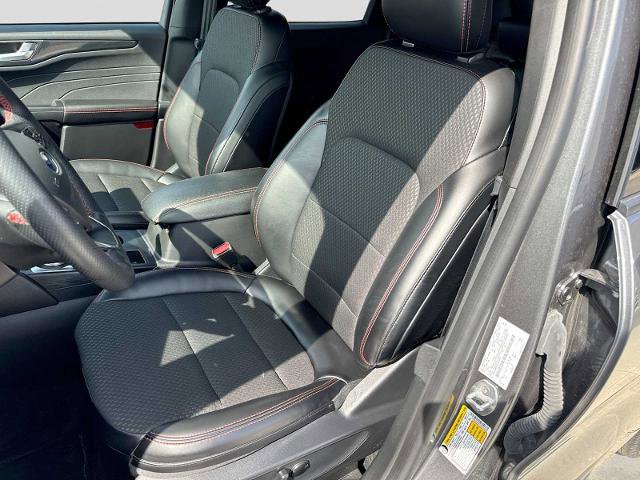 Certified 2024 Ford Escape ST-Line w/ Tech Pack #1 AWD/4WD image 15