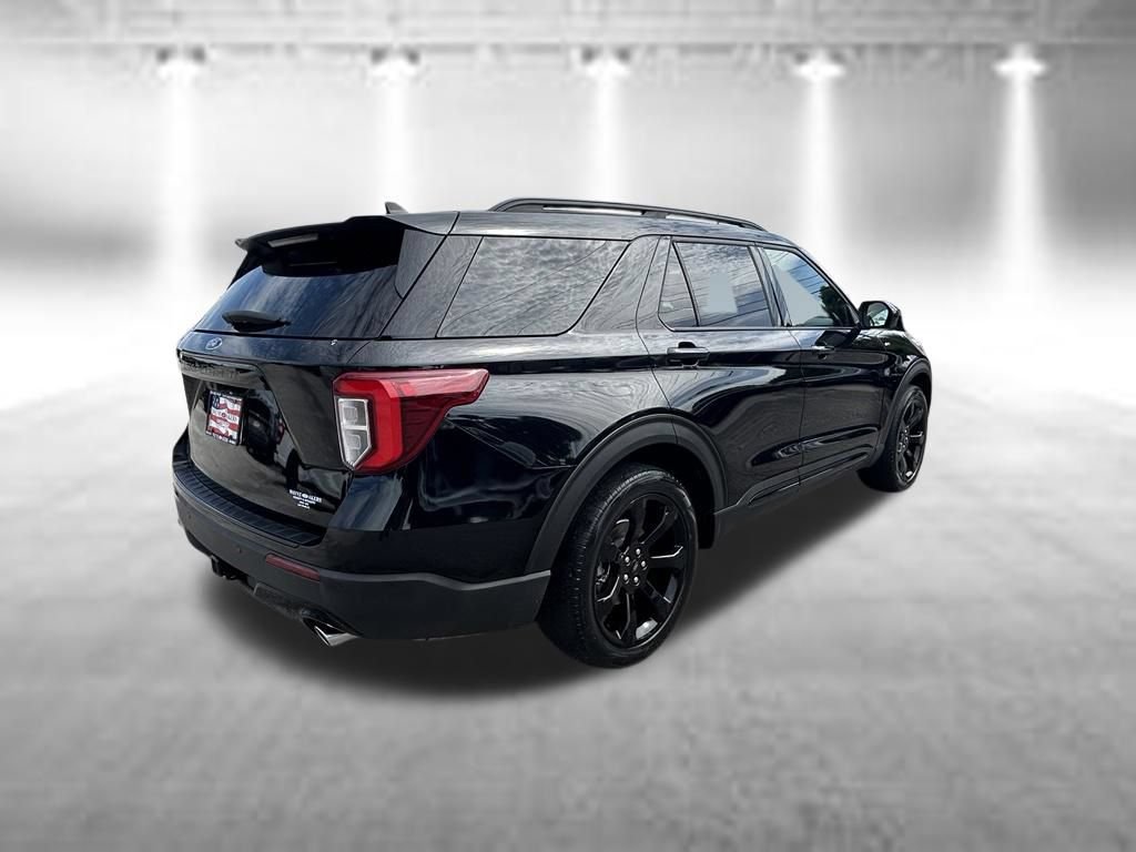 Certified 2023 Ford Explorer ST-Line w/ Class IV Trailer Tow Package RWD image 4