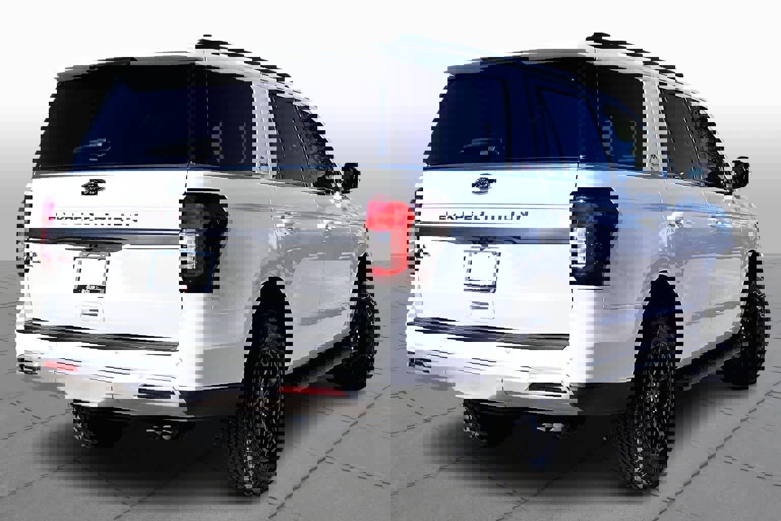 Certified 2024 Ford Expedition Timberline image 6