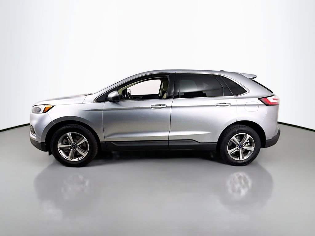 Certified 2022 Ford Edge SEL w/ Convenience Package AWD/4WD image 8