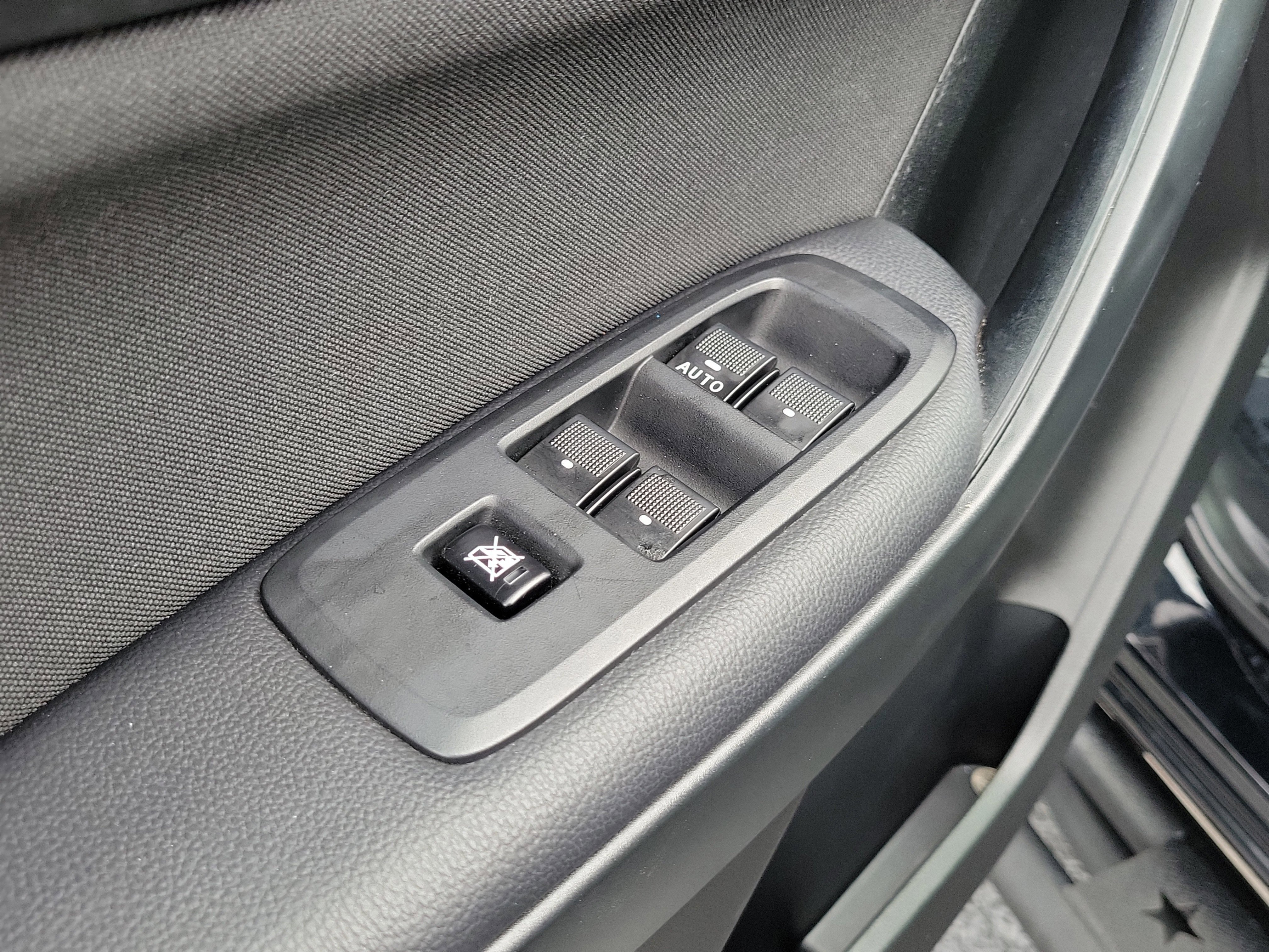 Certified 2022 Ford Ranger XLT w/ Equipment Group 301A Mid image 18