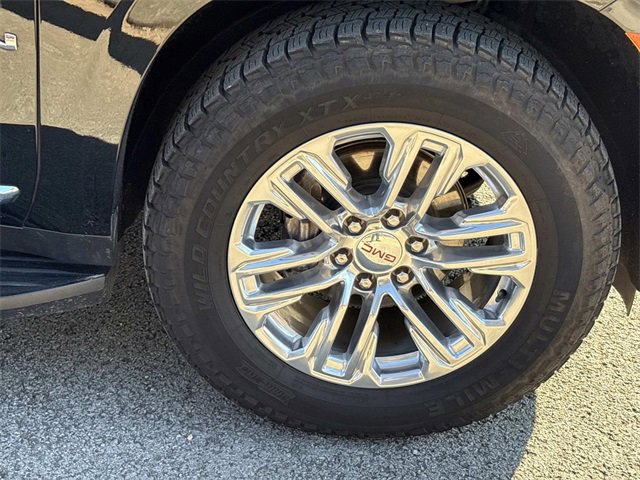 Used 2021 GMC Yukon XL SLT image 9