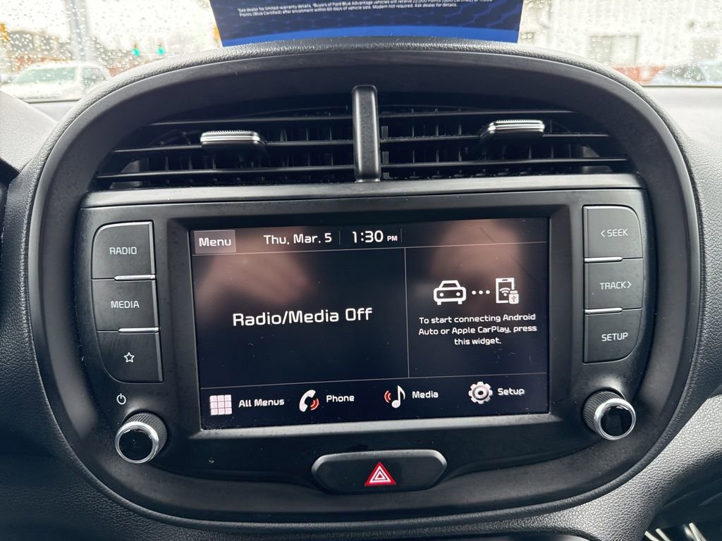 Used 2023 Kia Soul LX image 24