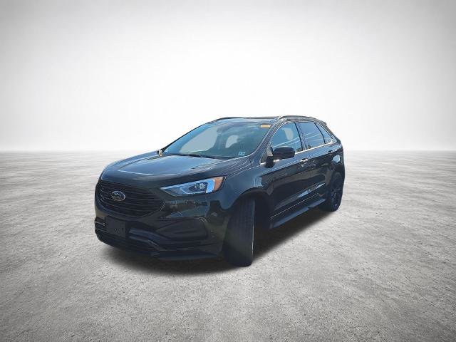 Certified 2022 Ford Edge SE w/ Black Appearance Package AWD/4WD image 4
