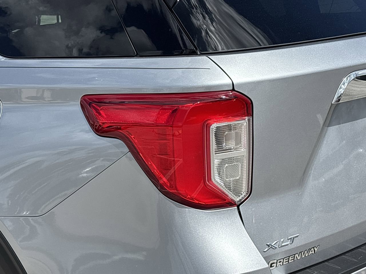 Certified 2023 Ford Explorer XLT w/ Equipment Group 202A image 7