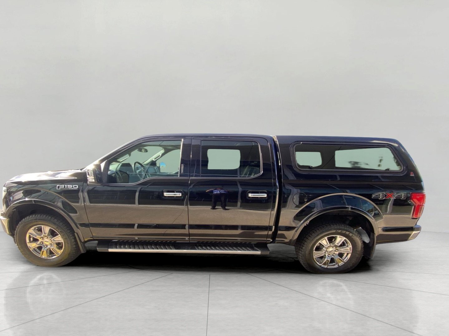 Certified 2019 Ford F150 Lariat w/ Equipment Group 502A Luxury AWD/4WD image 5