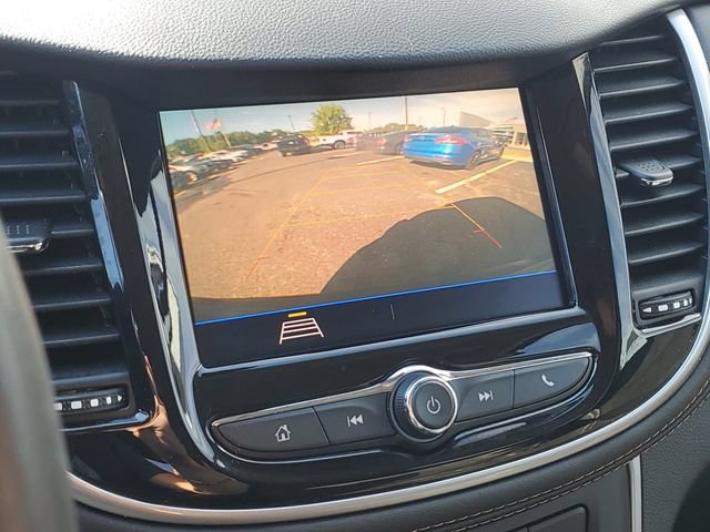 Used 2022 Chevrolet Trax LT w/ LT Convenience Package AWD/4WD image 15