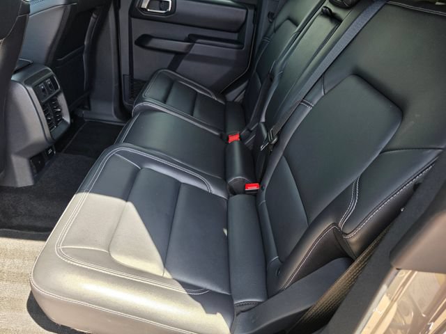 Certified 2025 Ford Bronco Outer Banks AWD/4WD image 15
