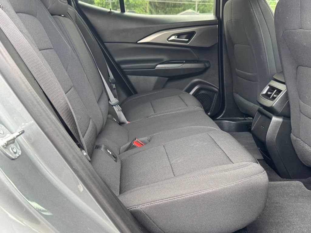 Used 2025 Chevrolet Equinox EV LT w/ Comfort Package FWD image 17