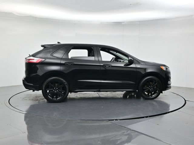 Certified 2023 Ford Edge ST-Line AWD/4WD image 2