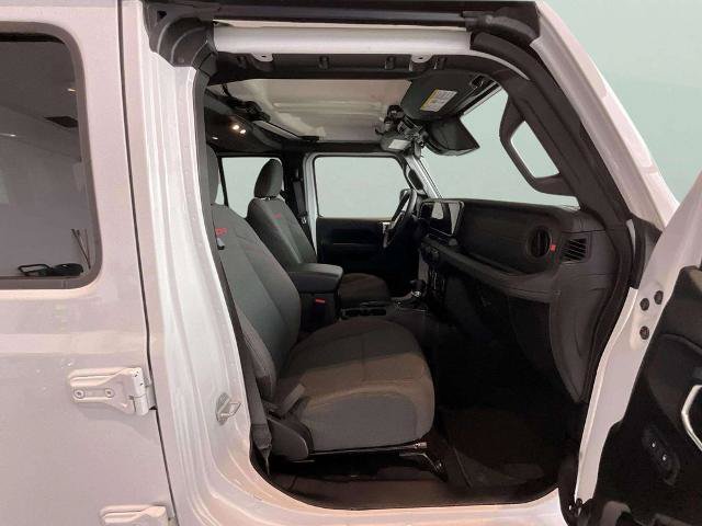 Used 2026 Jeep Wrangler Unlimited Rubicon AWD/4WD image 18