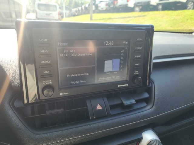 Used 2022 Toyota RAV4 LE AWD/4WD image 19