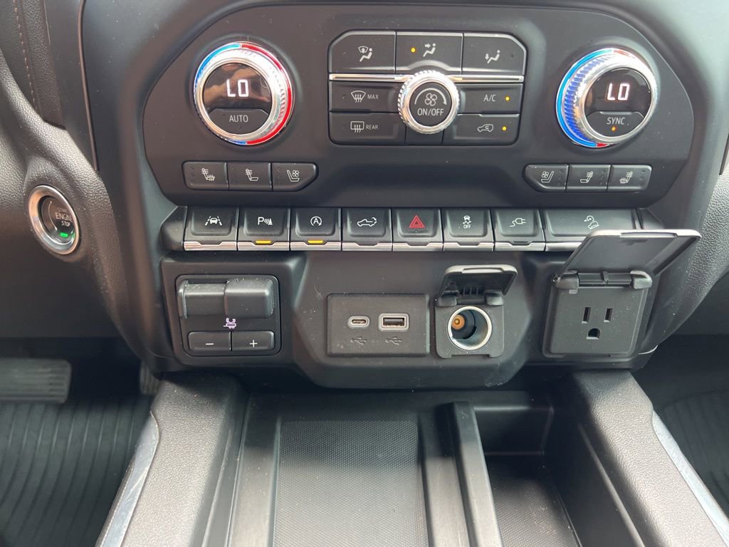 Used 2020 GMC Sierra 1500 AT4 w/ AT4 Premium Package AWD/4WD image 32